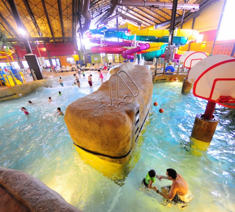 Kahuna Laguna Indoor Water Park (North&nbspConway,&nbspNH)